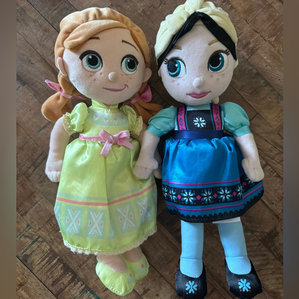 Disney plush princess dolls